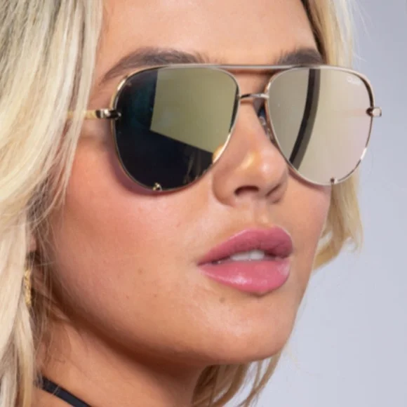 NEW ! Rare Quay MINI high key gold sunglasses - Picture 1 of 5